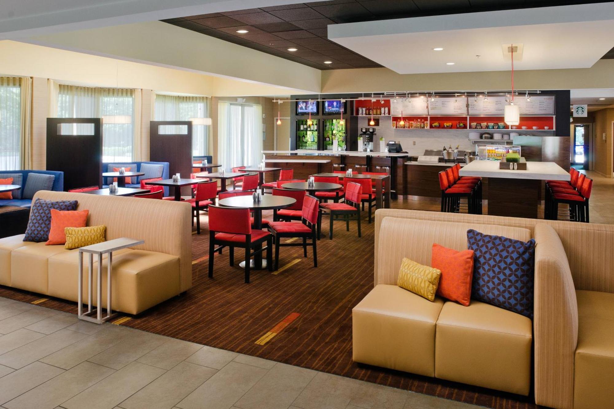 Courtyard By Marriott Huntsville University Drive Buitenkant foto