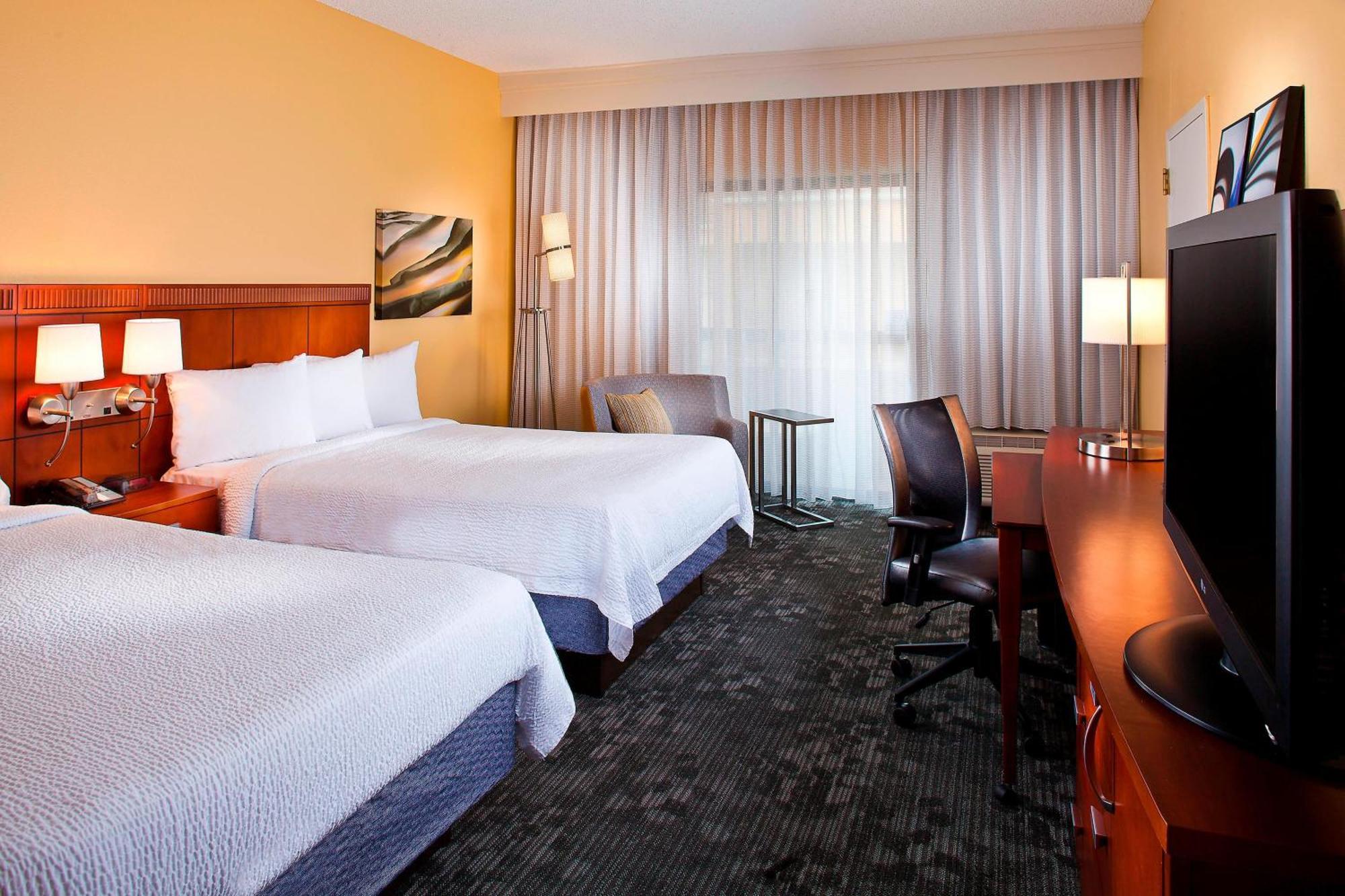 Courtyard By Marriott Huntsville University Drive Buitenkant foto
