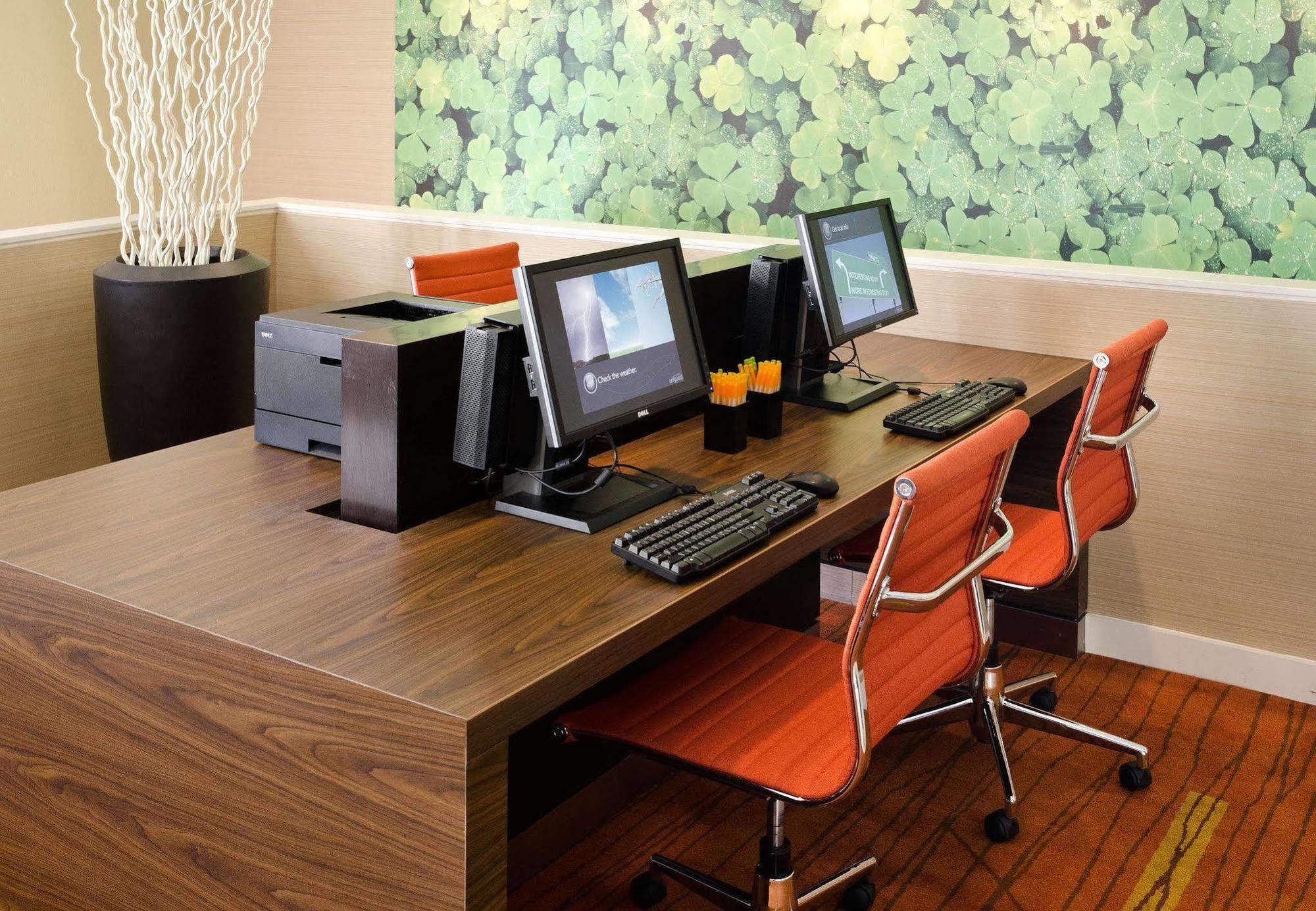 Courtyard By Marriott Huntsville University Drive Zakenleven foto