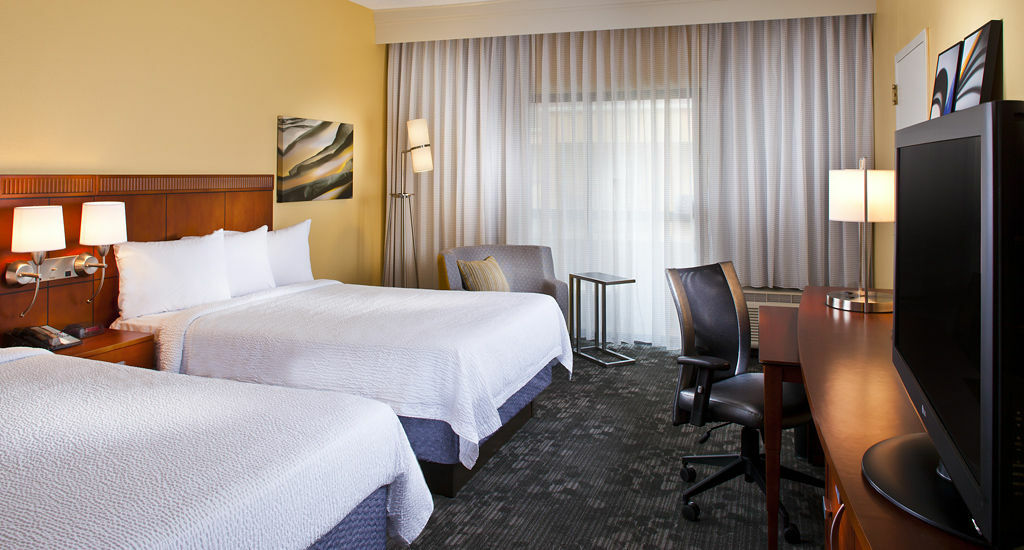 Courtyard By Marriott Huntsville University Drive Buitenkant foto